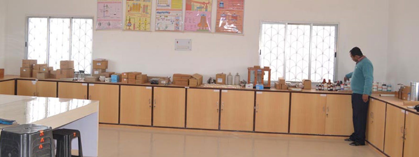 Combo-science-lab-bg